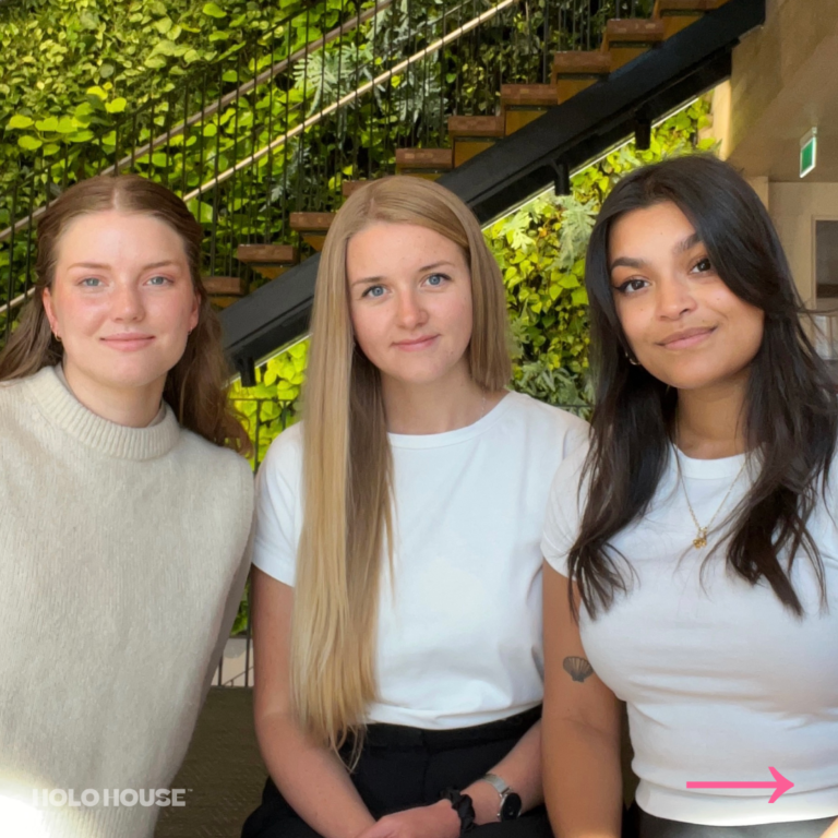 Tilde, Irina och Evelina gör sin praktik på HoloHouse